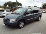 2005 Chrysler Town & Country Touring