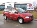 2006 Inferno Red Pearl Chrysler Town & Country  #24082252
