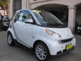2009 Crystal White Smart fortwo passion coupe #24387640