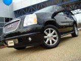 2007 GMC Yukon Denali AWD