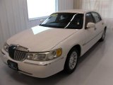 1999 Performance White Lincoln Town Car Signature #24589471
