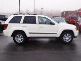 2009 Stone White Jeep Grand Cherokee Laredo 4x4 #25062332