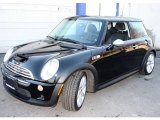 2005 Astro Black Metallic Mini Cooper S Hardtop #25062183