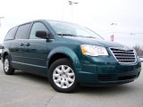 2009 Melbourne Green Pearl Chrysler Town & Country LX #25062287