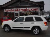 2006 Stone White Jeep Grand Cherokee Laredo 4x4 #25062776