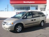 2006 Linen Gold Metallic Dodge Grand Caravan SE #2559401