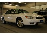 2005 Vibrant White Ford Taurus SEL #26000140