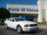 2008 Performance White Ford Mustang V6 Deluxe Coupe #2596204