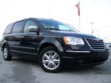 2008 Brilliant Black Crystal Pearlcoat Chrysler Town & Country Limited #26258235