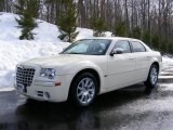 2007 Stone White Chrysler 300 C HEMI #26258859