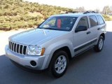 2005 Bright Silver Metallic Jeep Grand Cherokee Laredo #26744175