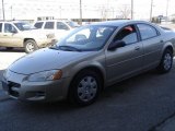 2002 Light Almond Pearl Dodge Stratus SE Sedan #26778273