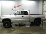 2001 Bright Silver Metallic Dodge Ram 1500 SLT Club Cab 4x4 #26996728