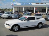 2009 Performance White Ford Mustang V6 Premium Coupe #27071252