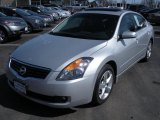 2009 Radiant Silver Metallic Nissan Altima 3.5 SE #27113474