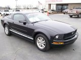 2008 Black Ford Mustang V6 Deluxe Coupe #27169271