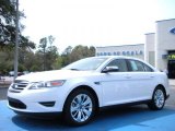 2010 White Platinum Metallic Tri-Coat Ford Taurus Limited #27168848