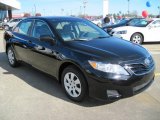 2010 Black Toyota Camry LE #27169184