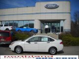 2010 White Suede Ford Focus SE Sedan #27324726