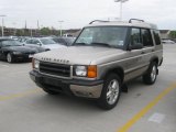 White Gold Metallic Land Rover Discovery II in 2002