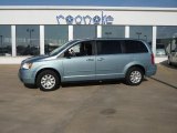 2009 Chrysler Town & Country LX