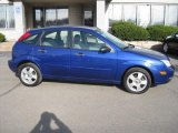 2006 Sonic Blue Metallic Ford Focus ZX5 SES Hatchback #28092550