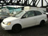 2000 Toyota ECHO Super White