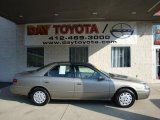 1998 Antique Sage Pearl Toyota Camry LE #28143400