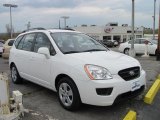 2009 Clear White Kia Rondo LX #28312686