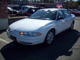 Arctic White Oldsmobile Intrigue in 2000
