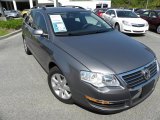 2007 United Grey Metallic Volkswagen Passat 2.0T Wagon #28594974