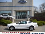 2007 Performance White Ford Mustang V6 Deluxe Coupe #28659194