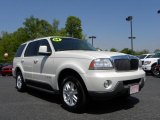 2004 Ceramic White Tri Coat Lincoln Aviator Luxury #28659339