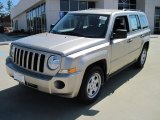 2010 Light Sandstone Metallic Jeep Patriot Sport #29137997