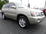 2005 Sonora Gold Pearl Toyota Highlander Limited 4WD #29201226