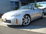 2006 Nissan 350Z Enthusiast Roadster Front 3/4 View
