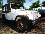 1995 Bright White Jeep Wrangler S 4x4 #29404334