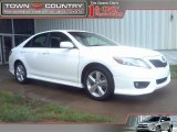 2010 Super White Toyota Camry SE #29536695