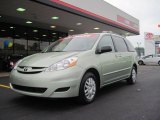2009 Silver Pine Mica Toyota Sienna LE #29669108