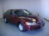 2001 Vintage Red Pearl Toyota Camry LE #29669223
