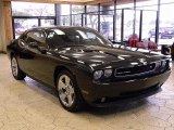 2009 Brilliant Black Crystal Pearl Coat Dodge Challenger R/T #29762890