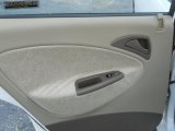 2000 Daewoo Nubira CDX Wagon Door Panel
