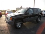 1997 Black Jeep Grand Cherokee Laredo 4x4 #29900148