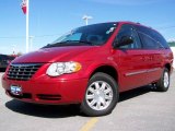 2005 Inferno Red Pearl Chrysler Town & Country Touring #2974239