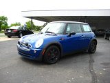 2006 Hyper Blue Metallic Mini Cooper Hardtop #30037315