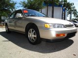 1995 Cashmere Silver Metallic Honda Accord EX-L Sedan #30157957