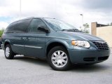 2006 Magnesium Pearl Chrysler Town & Country Touring #30213681