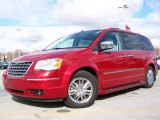 2008 Inferno Red Crystal Pearlcoat Chrysler Town & Country Limited #2974283
