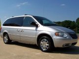 2005 Bright Silver Metallic Chrysler Town & Country Limited #30367967