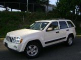 2005 Stone White Jeep Grand Cherokee Laredo 4x4 #30484991